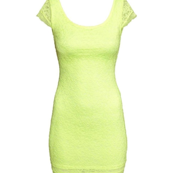 H&M Dresses & Skirts - New H&M bodycon mini dress size 4 lave overlay sexy club